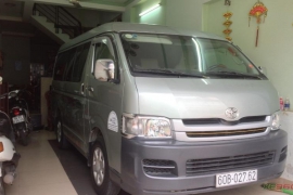 Toyota Hiace 2009 số sàn máy dầu