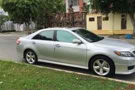 Toyota Camry SE 2011