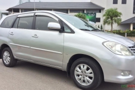 Toyota Innova G 2009