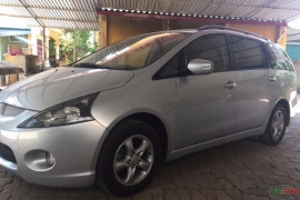 Mitsubishi Grandis 2007