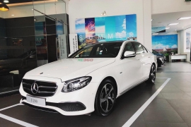 Bán Mercedes E200 Sport 2019 màu trắng, giá cực hấp dẫn.