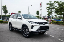 Toyota Fortuner Legender 2.8AT 4x4