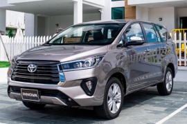 Toyota Innova V 2.0AT