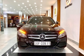 Mercedes C200, model 2019