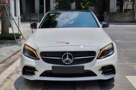 Mercedes C300 AMG 2021