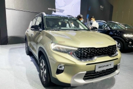 Kia Sonet Deluxe 2024