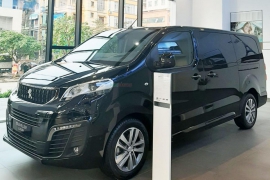 Peugeot Traveller LUXURY