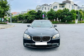 BMW 730i 2011