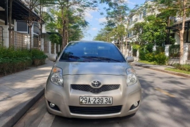 Toyota Yaris 1.3AT 2010