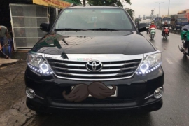 Toyota Fortuner 2.7V 4x2 AT 2015