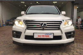 Lexus LX 570 2011