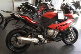 BMW S1000XR 2016