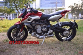 MV Agusta Rivale 800 2015