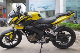 Kawasaiki Bajaj Pulsar 200NS 2016