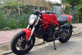 Ducati Monster 821 màu đỏ đk 2016 chạy 1900 km mới 99%