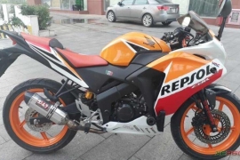 Honda CBR 150R 2011